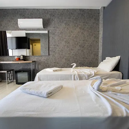 Emilia Отель Мугла